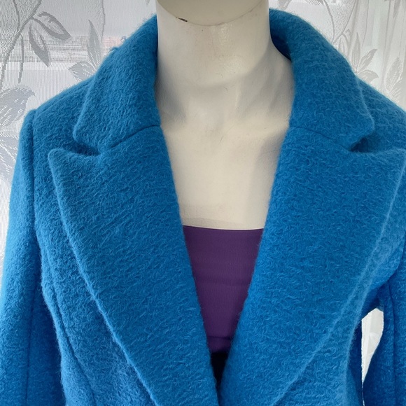 🛑🛑🛑💎 GORGEOUS BLUE COAT 💎 - Picture 8 of 9